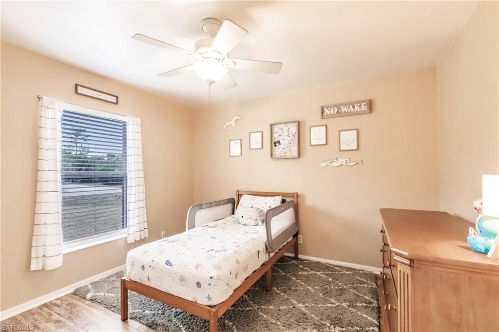 324 Parkdale BLVD-26