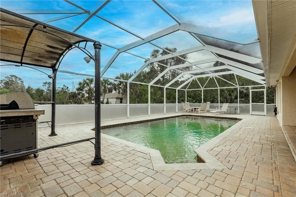 324 Parkdale BLVD-36