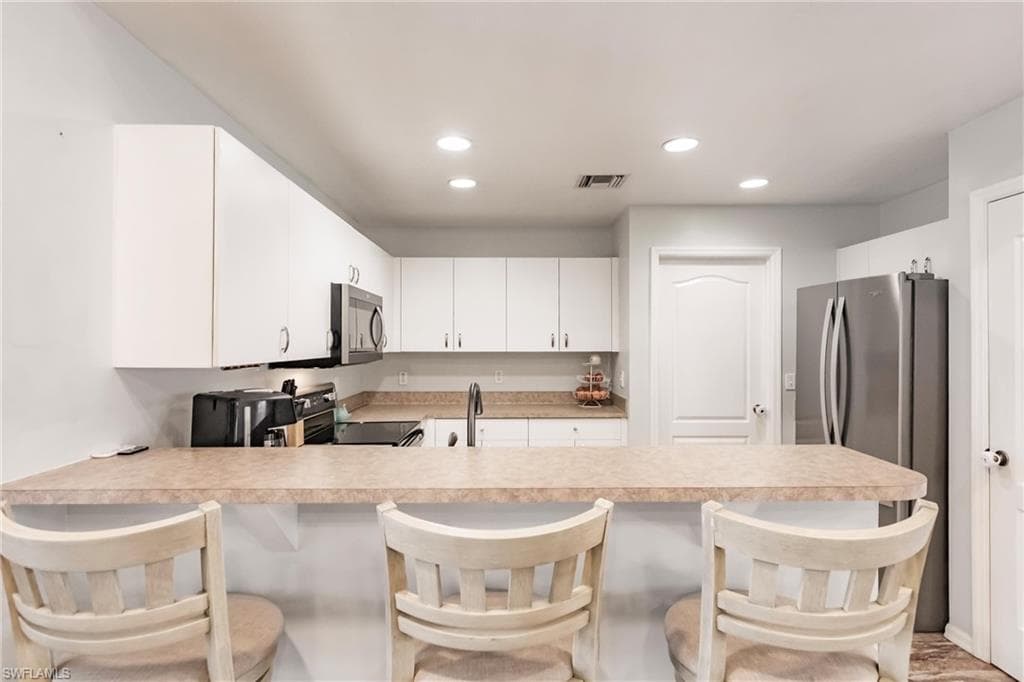 324 Parkdale BLVD-9