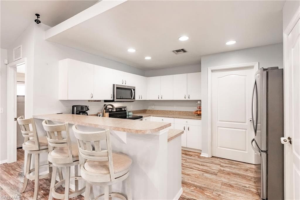 324 Parkdale BLVD-8