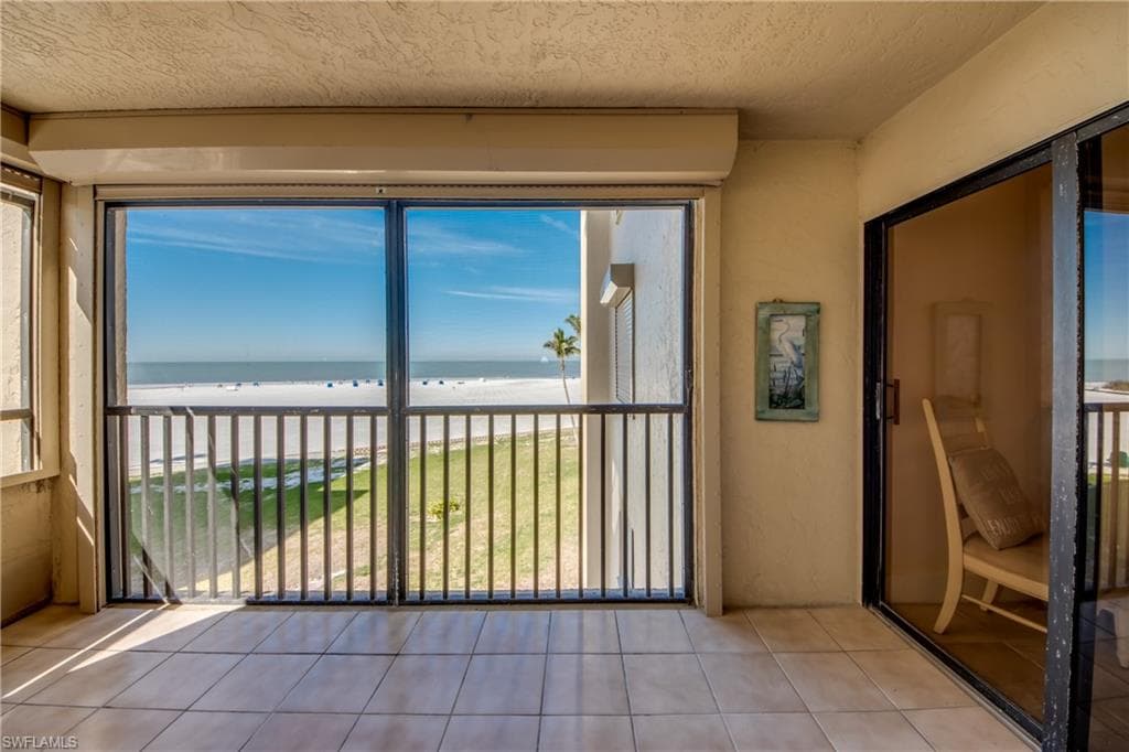 6662 Estero BLVD 411-36