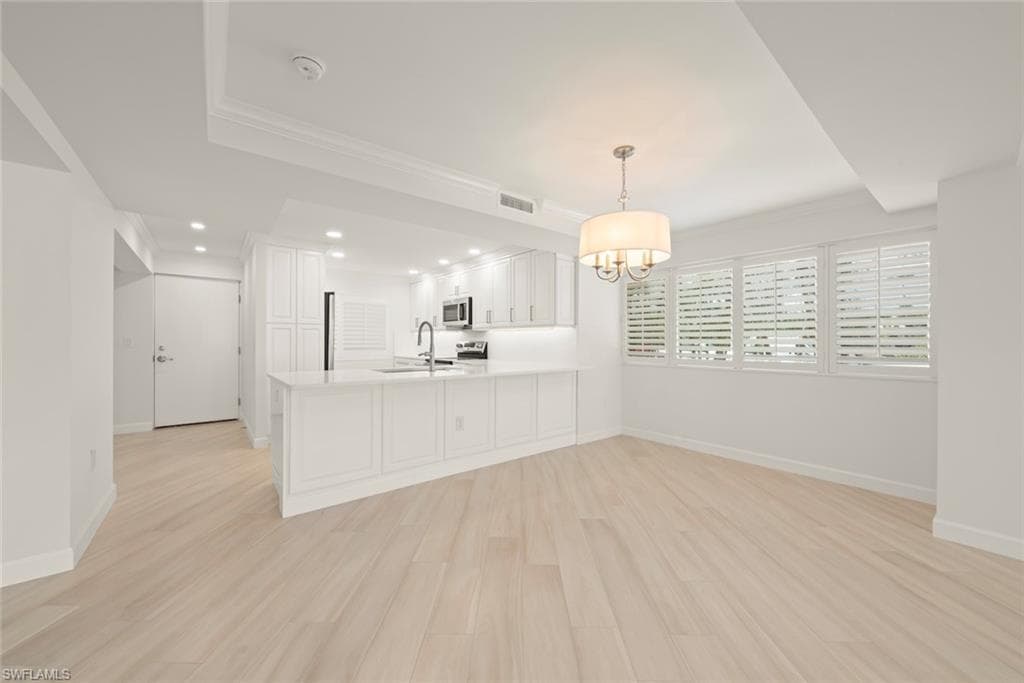 200 Periwinkle WAY 111-12