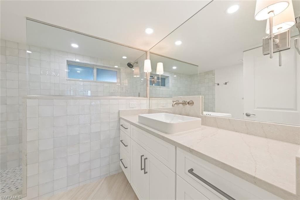 200 Periwinkle WAY 111-32