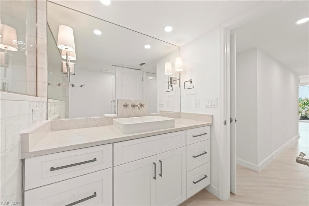 200 Periwinkle WAY 111-28