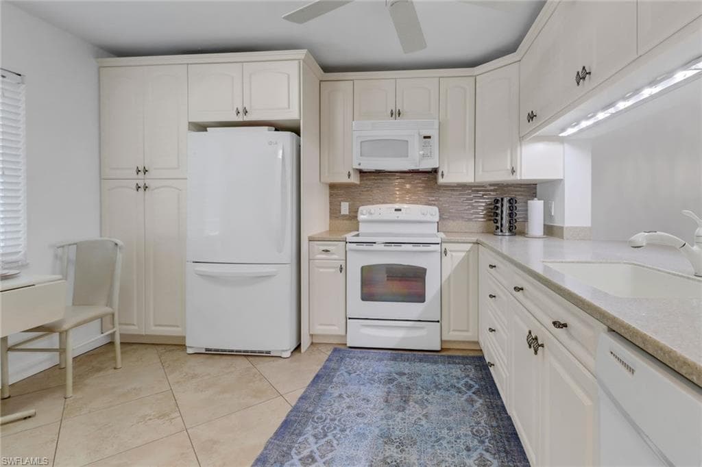 5985 Bloomfield CIR D203-6
