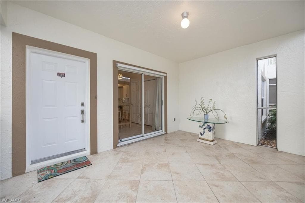 6025 Chardonnay LN 103-8