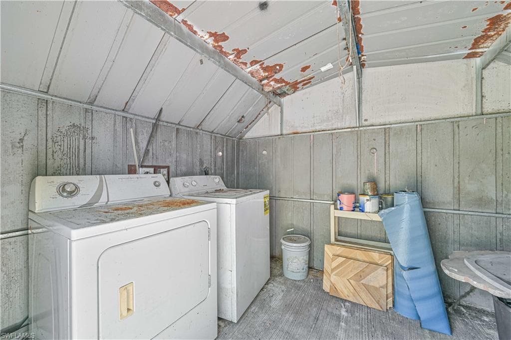 219 Granada BLVD-12