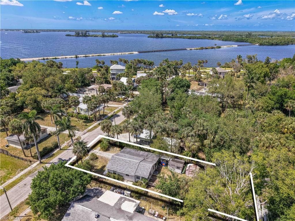219 Granada BLVD-4