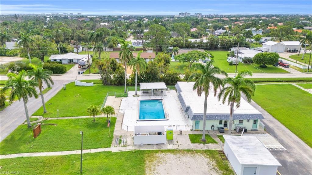 101 Oak LN-3