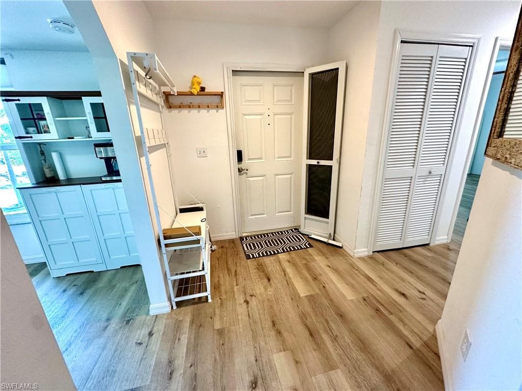1521 SW 47th TER 201-3