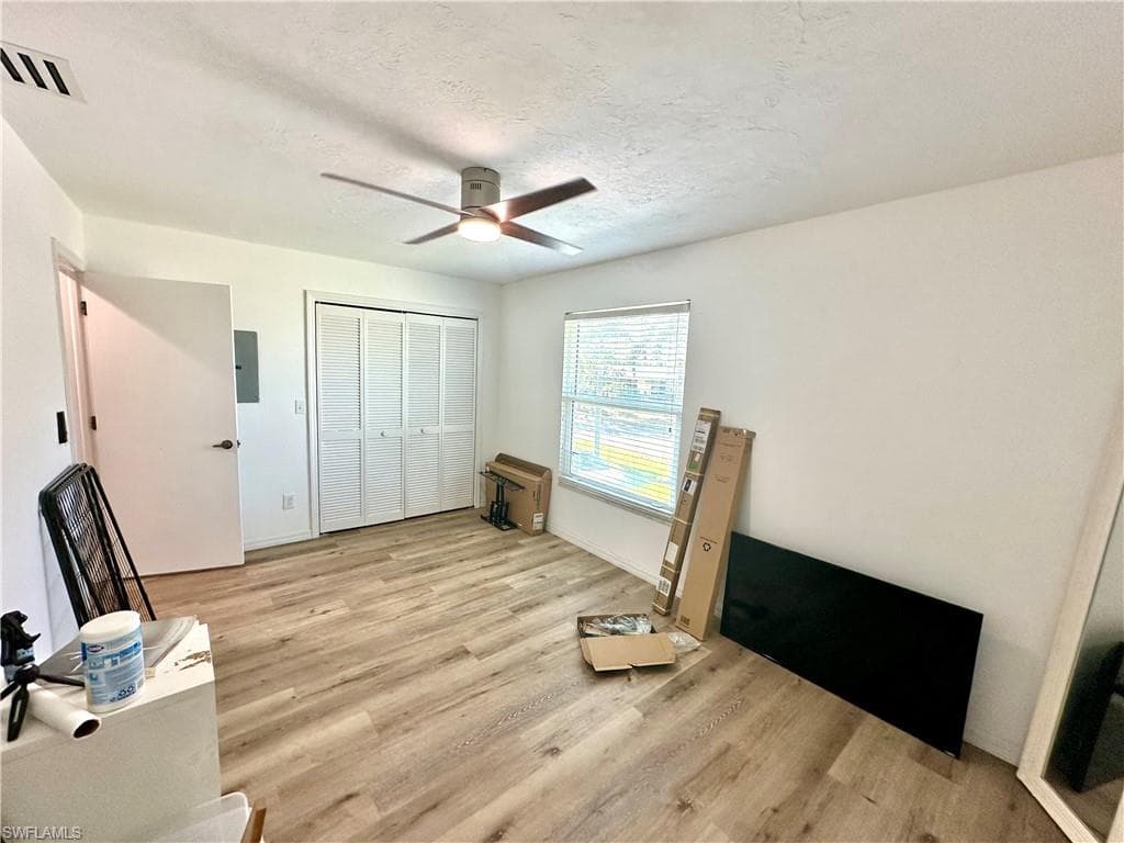 1521 SW 47th TER 201-9
