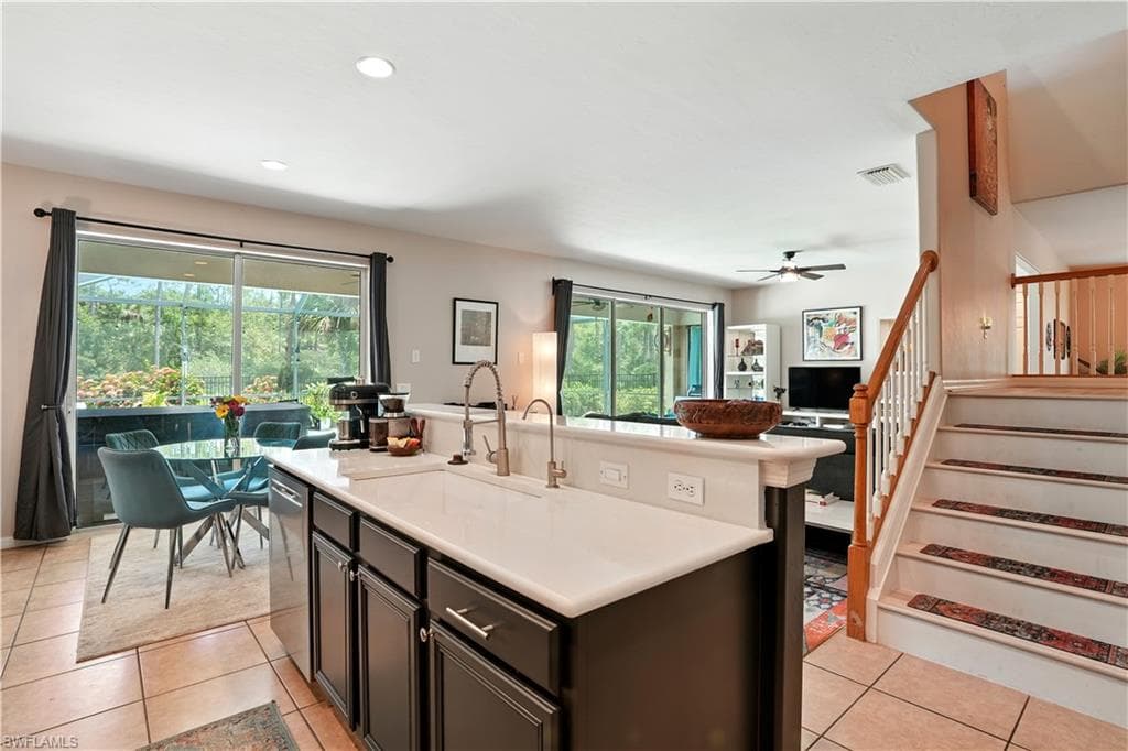 3268 Aralia CT E-12