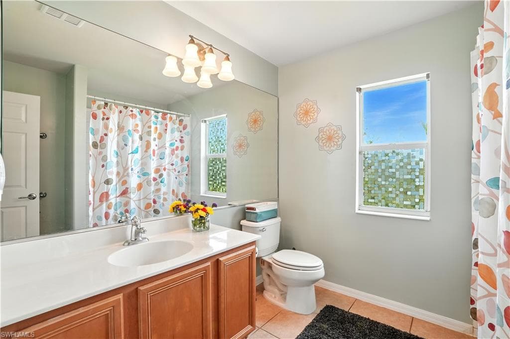 3268 Aralia CT E-28