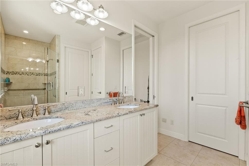 2190 Camino Del Mar DR-28