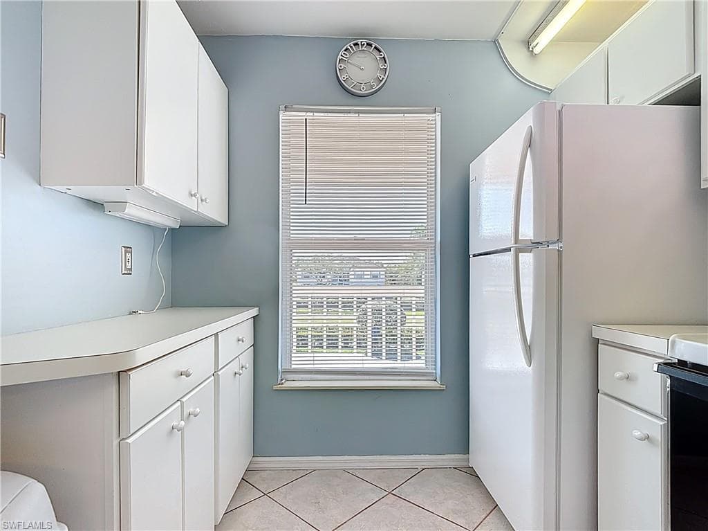 1025 Mainsail DR 215-10