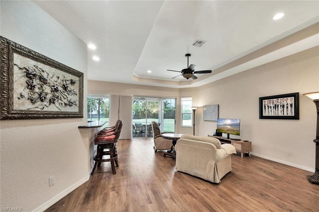 317 Harvard LN-5