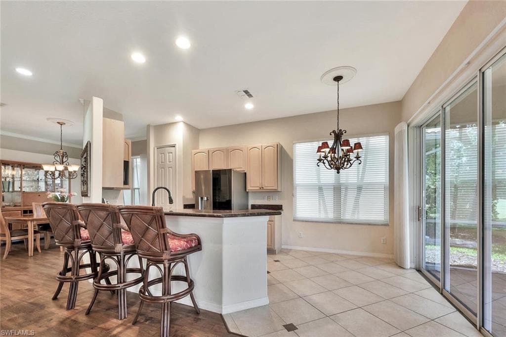 317 Harvard LN-9