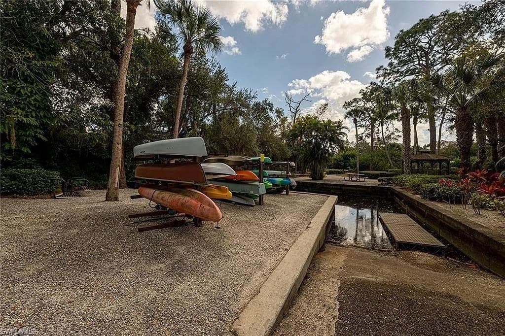 27165 Serrano WAY-10