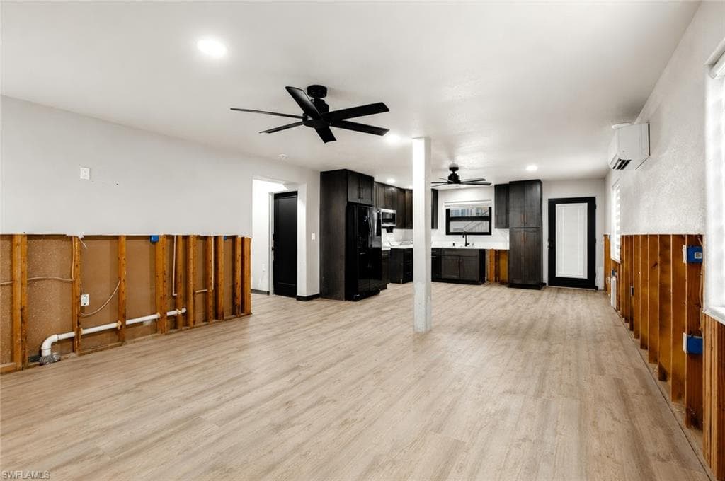 340 Crescent ST-25