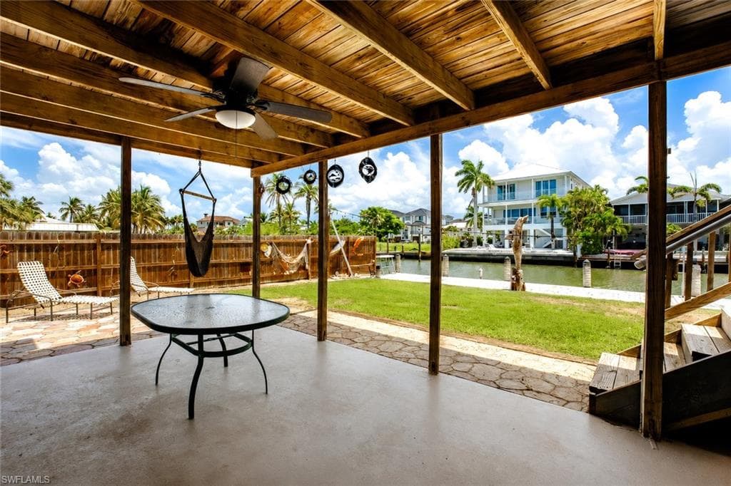 340 Crescent ST-21