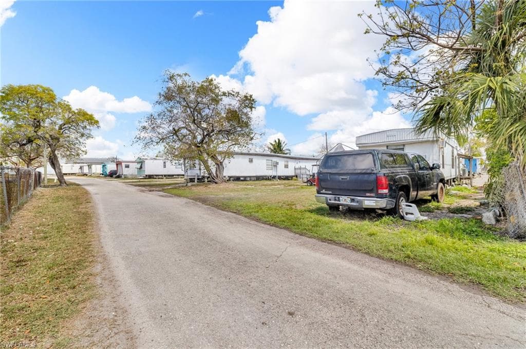 1165 Rewis DR-7