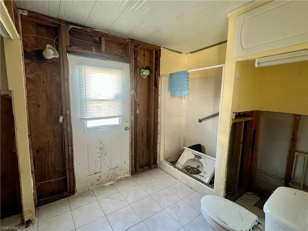 11476 May ST-40