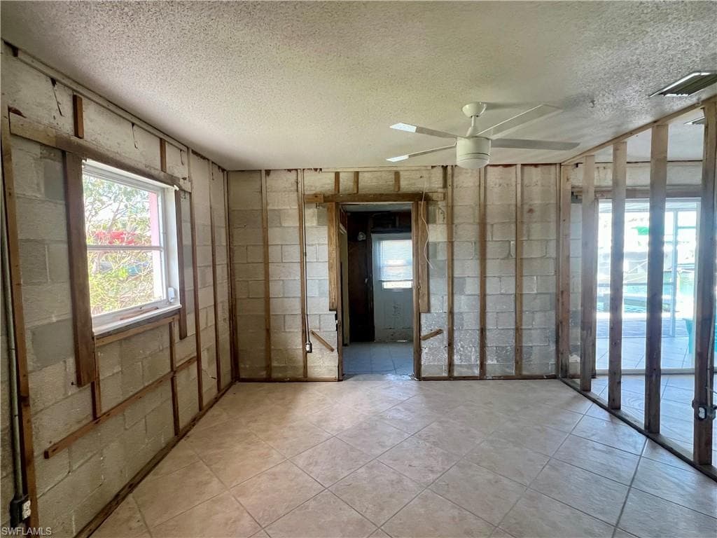 11476 May ST-39