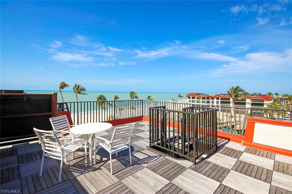 2445 W Gulf DR 43E-27