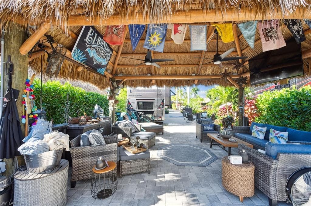 13575 Snook CIR-44