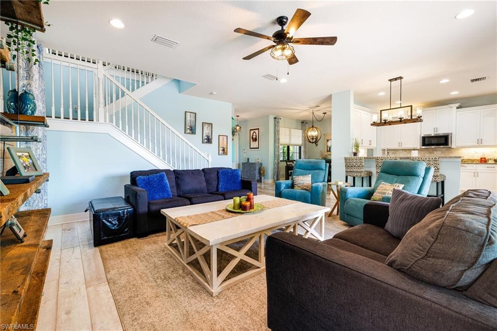 11717 Meadowrun CIR-13
