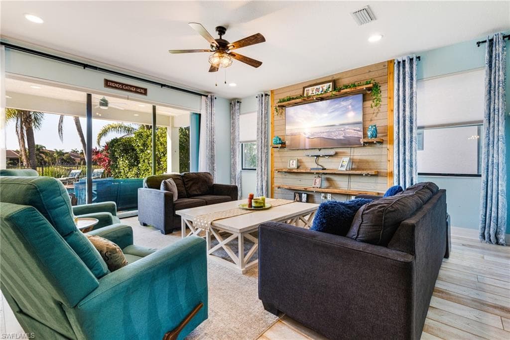 11717 Meadowrun CIR-12