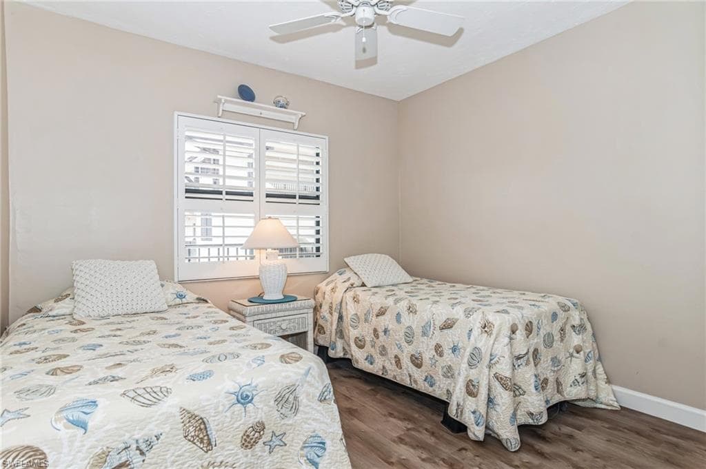 805 River Point DR 202C-10