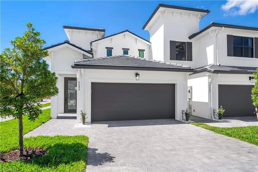 6093 Barbara CIR-17