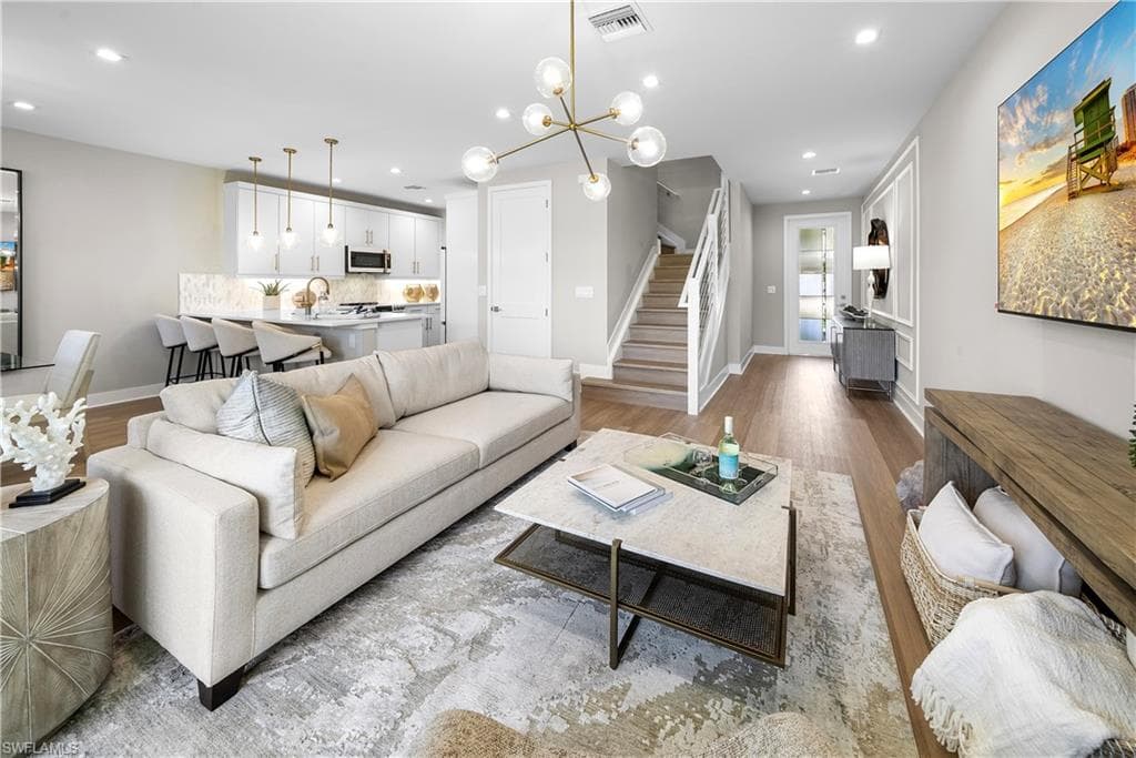 6088 Barbara CIR-9