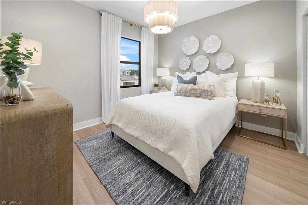 6088 Barbara CIR-30