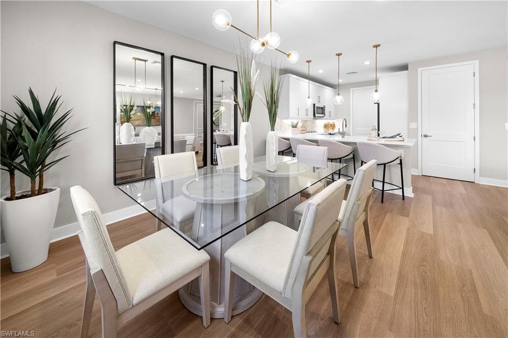 6088 Barbara CIR-14