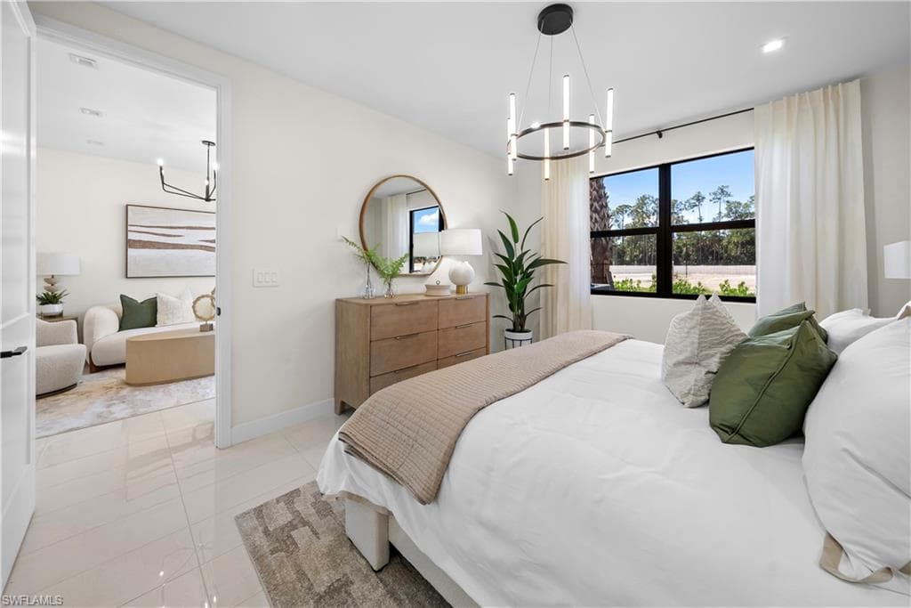 6092 Barbara CIR-20