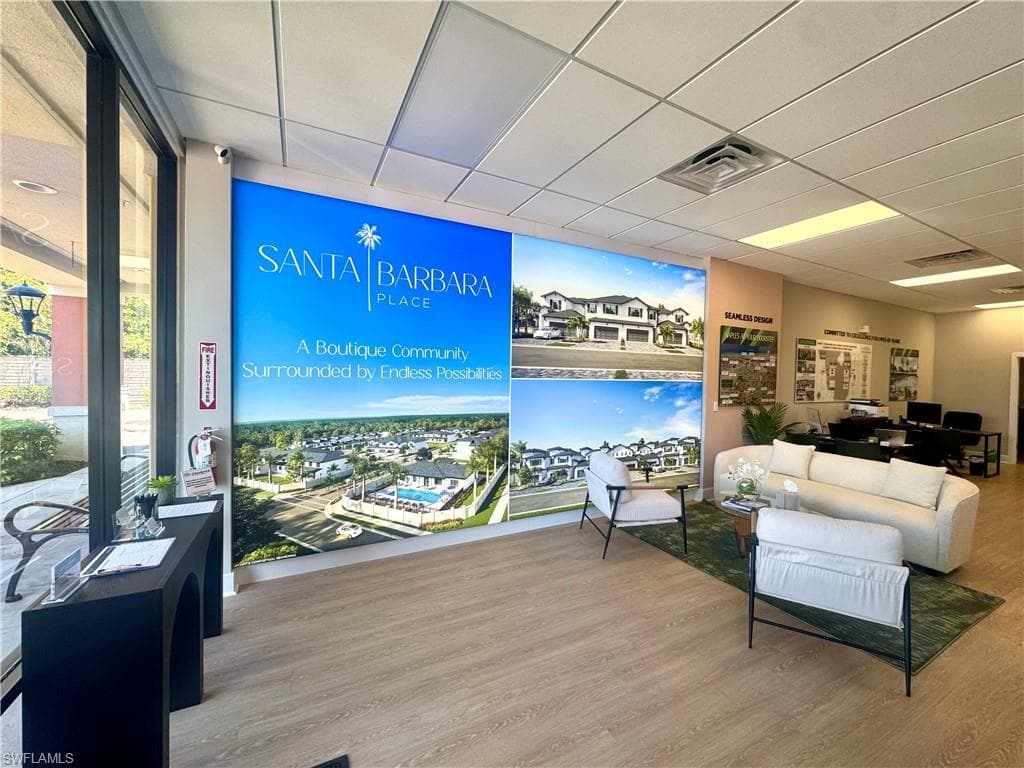 6092 Barbara CIR-45