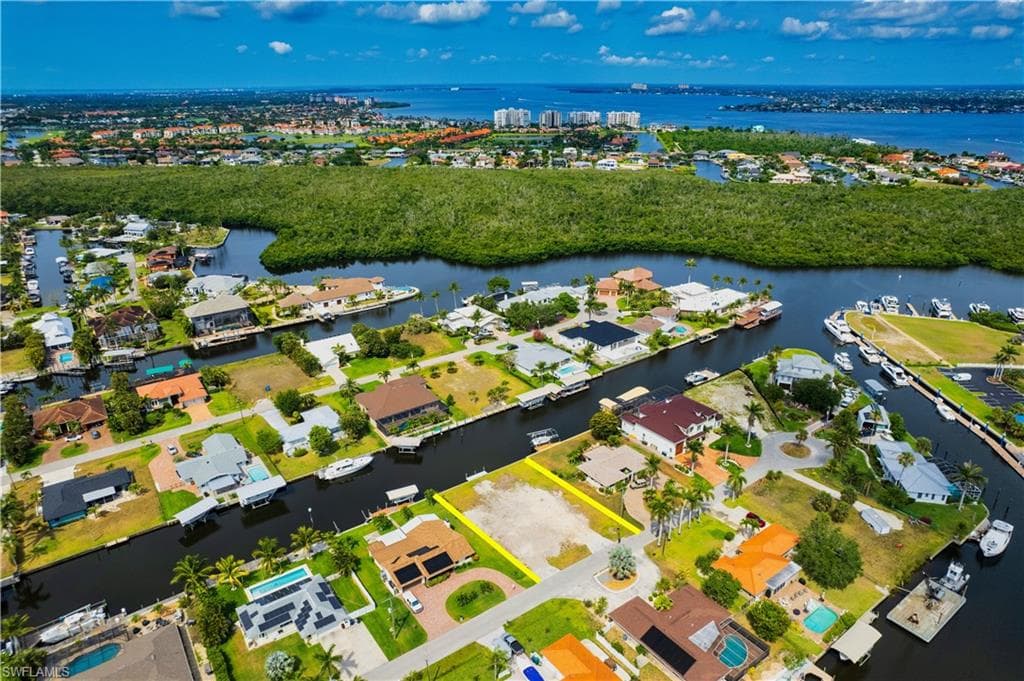 122 Placid DR-4