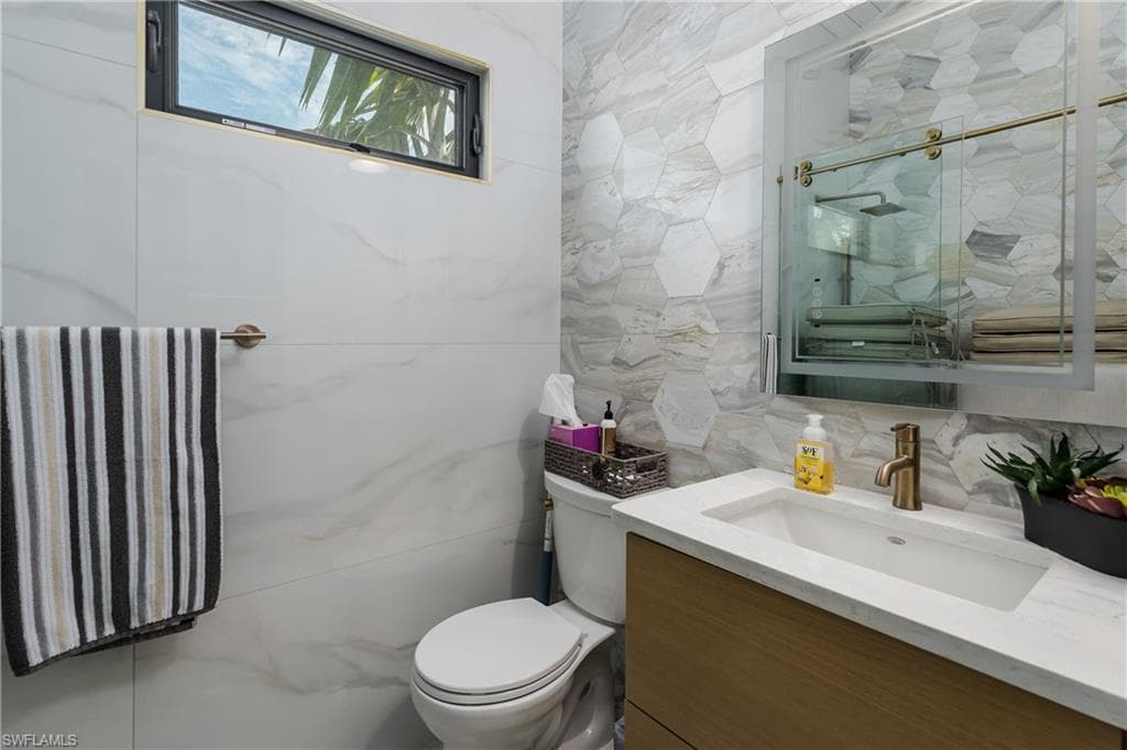 13613 Snapper LN-15
