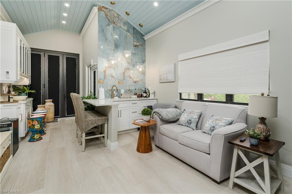 13613 Snapper LN-11