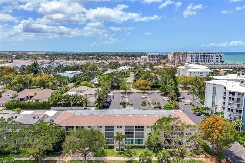 232 Banyan BLVD 232-28