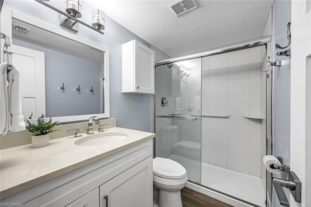 232 Banyan BLVD 232-20