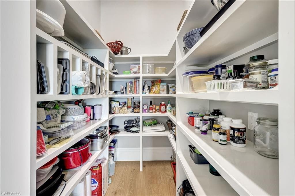 26906 McLaughlin BLVD-17