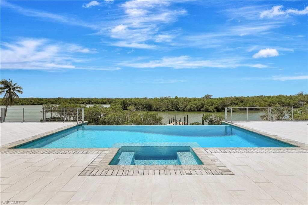 26906 McLaughlin BLVD-34
