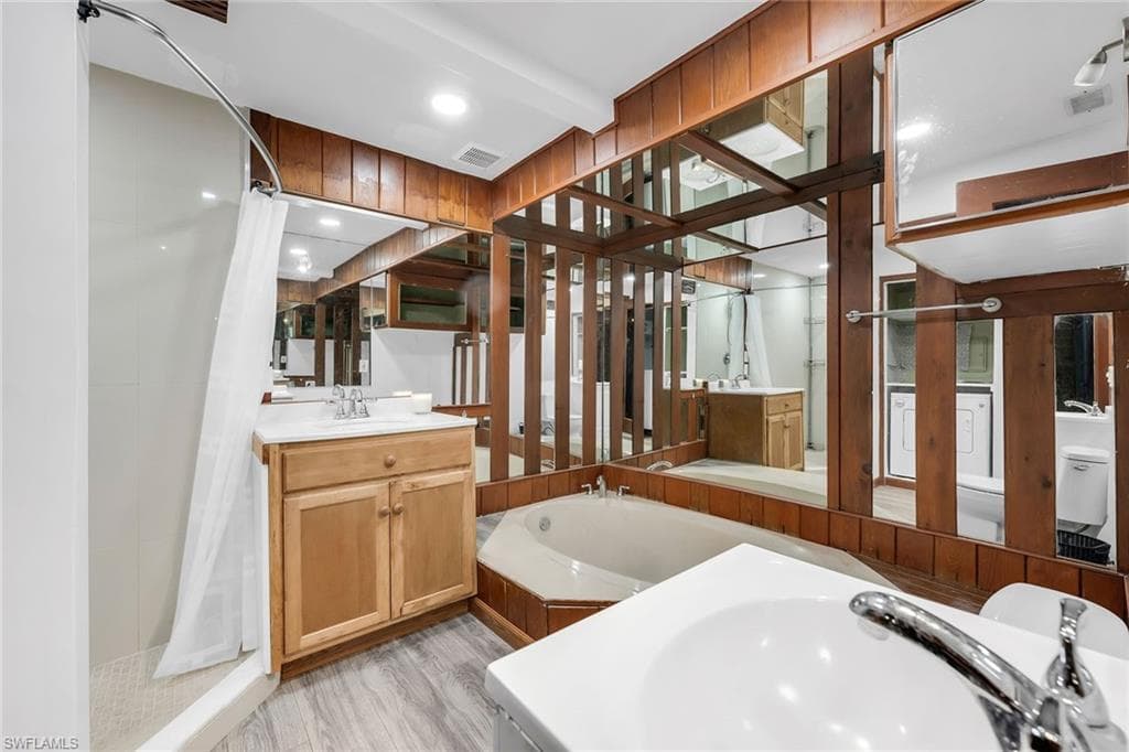 3261 Lakeview DR-14