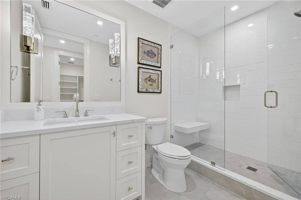 1820 Gulf Shore BLVD N 202-24