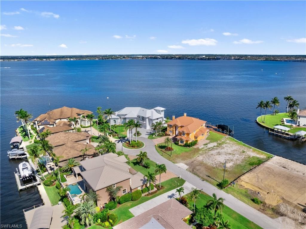 799 Cypress Lake CIR-4