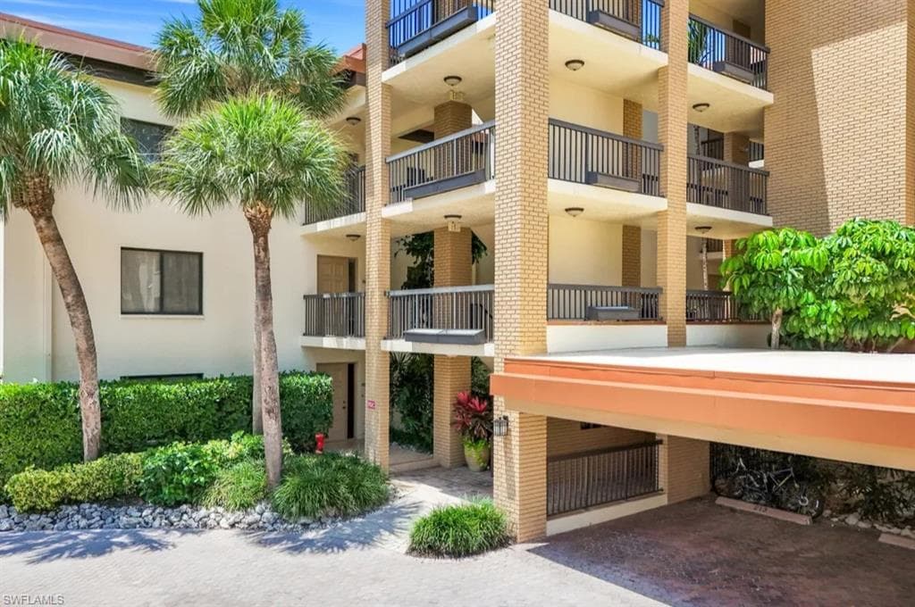 6770 Pelican Bay BLVD 225-4
