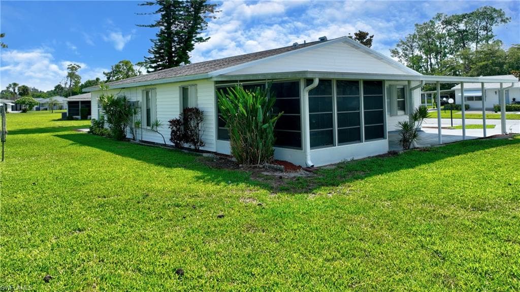 26 Pinewood BLVD-24